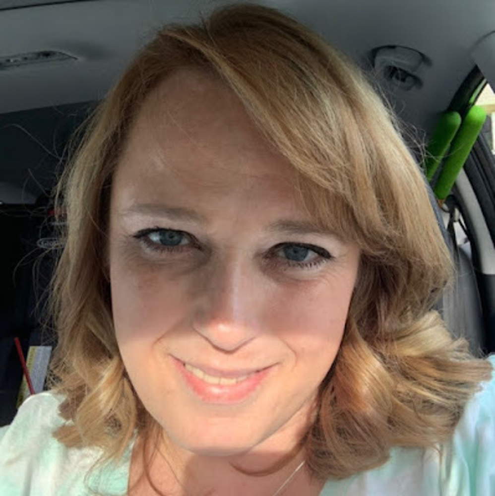 Meet your Posher, Jennifer